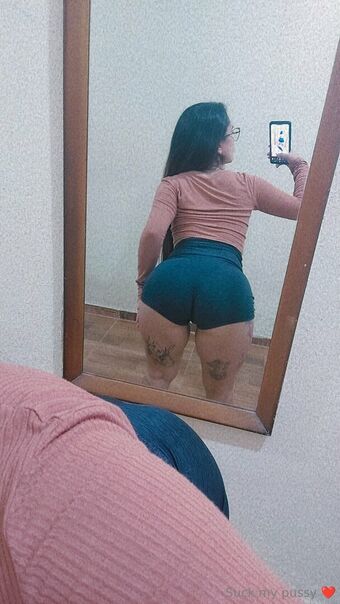 queenvcsext Alastonkuvavuotoja OnlyFansista 69