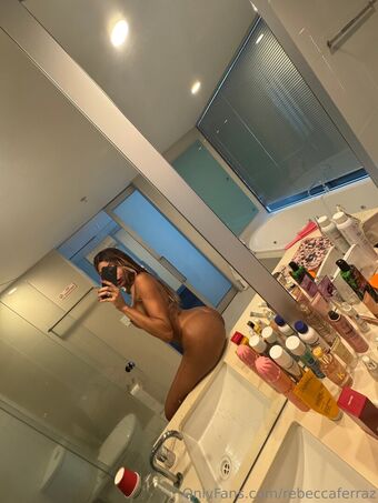 rebeccaferraz