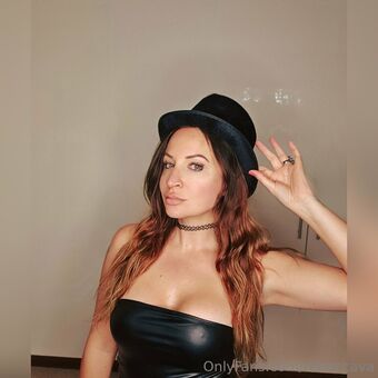 rebeccava Alastonkuvavuotoja OnlyFansista 10