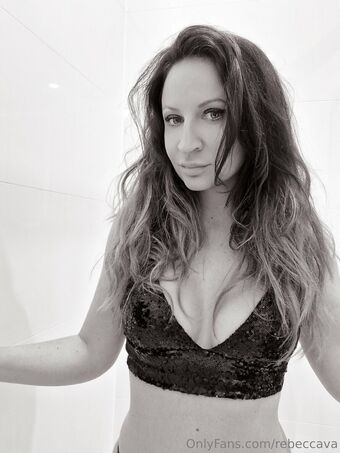 rebeccava Alastonkuvavuotoja OnlyFansista 19