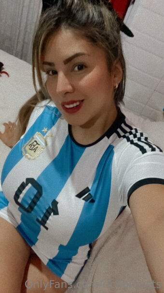 richbreasts Alastonkuvavuotoja OnlyFansista 15