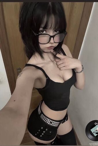 rincospl Alastonkuvavuotoja OnlyFansista 178