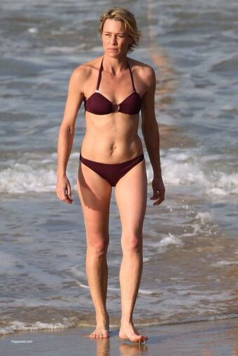 Robin Wright Alastonkuvavuotoja OnlyFansista 62