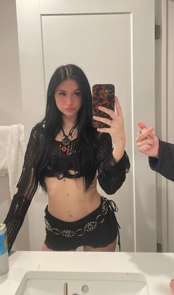Ropebite Alastonkuvavuotoja OnlyFansista 23