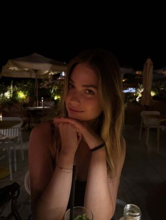 Roxy Dekker