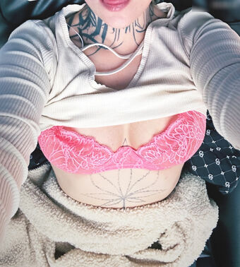 Roxy_Wayne