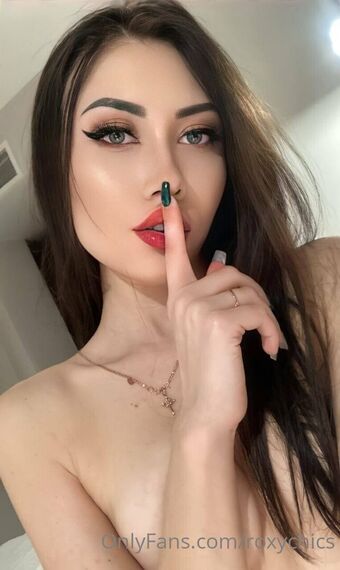 roxychics Alastonkuvavuotoja OnlyFansista 8