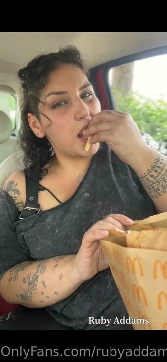 rubyaddams Alastonkuvavuotoja OnlyFansista 1