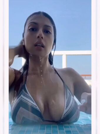 Sameea Bangera Alastonkuvavuotoja OnlyFansista 13