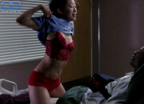 Sandra Oh Alastonkuvavuotoja OnlyFansista 8
