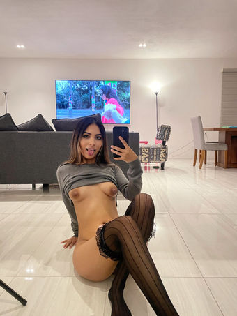 sandyiswild Alastonkuvavuotoja OnlyFansista 6