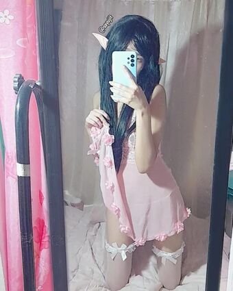 Sayujit Alastonkuvavuotoja OnlyFansista 4