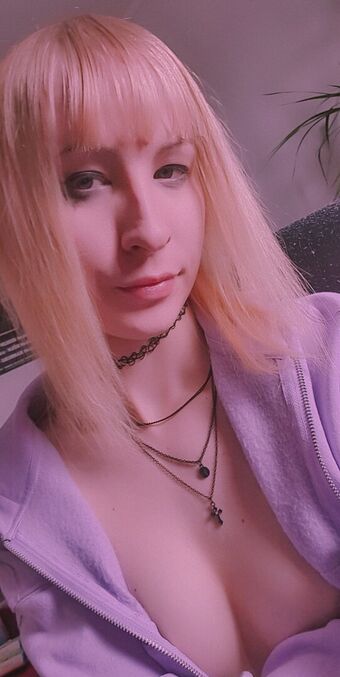 secretsaria Alastonkuvavuotoja OnlyFansista 14