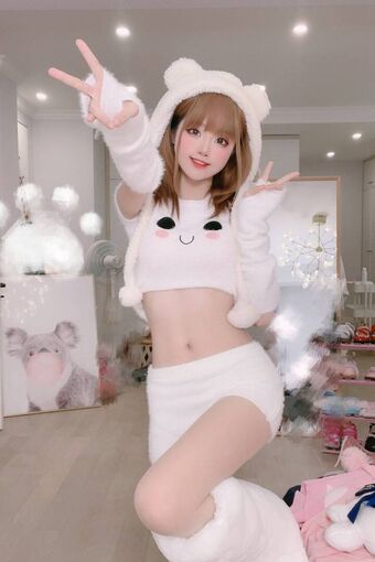 seeuxiaorou Alastonkuvavuotoja OnlyFansista 12