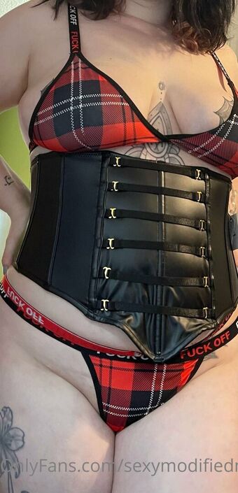sexymodifiedmama