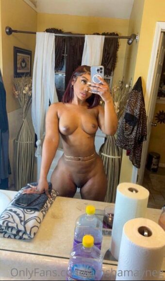 Shamayne Alastonkuvavuotoja OnlyFansista 9