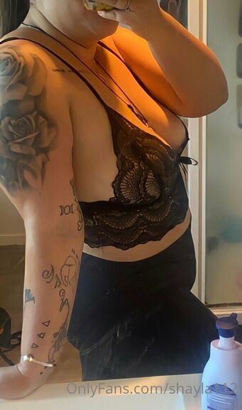 shayla112 Alastonkuvavuotoja OnlyFansista 19