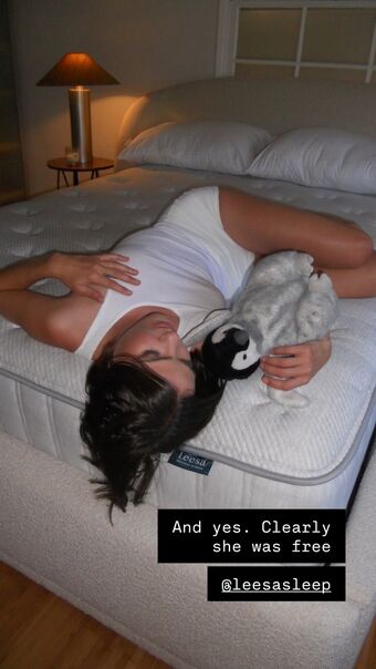 Shelley Hennig Alastonkuvavuotoja OnlyFansista 58