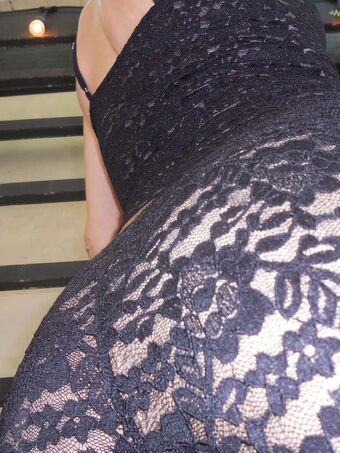 Shelley Hennig Alastonkuvavuotoja OnlyFansista 62