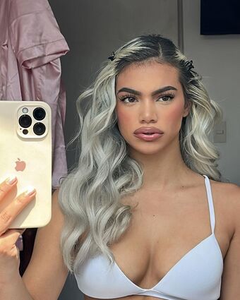 Shelynna Alastonkuvavuotoja OnlyFansista 21