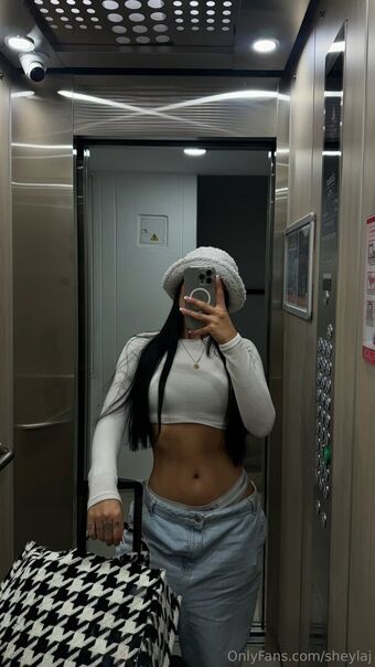 sheylaj Alastonkuvavuotoja OnlyFansista 57