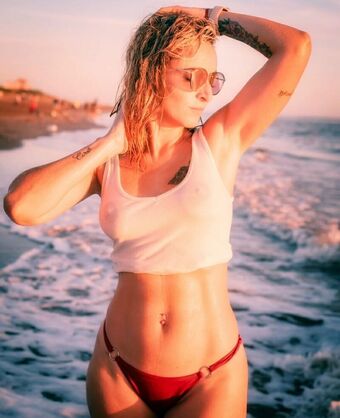 Shir24 Alastonkuvavuotoja OnlyFansista 5