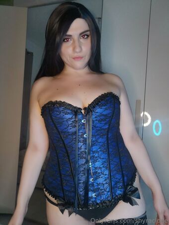 shyraclode Alastonkuvavuotoja OnlyFansista 38