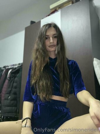 simonerider Alastonkuvavuotoja OnlyFansista 11