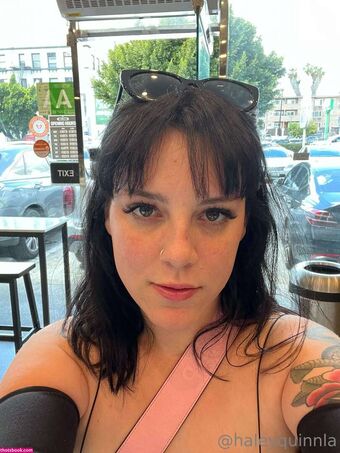 SkylaLust Alastonkuvavuotoja OnlyFansista 7