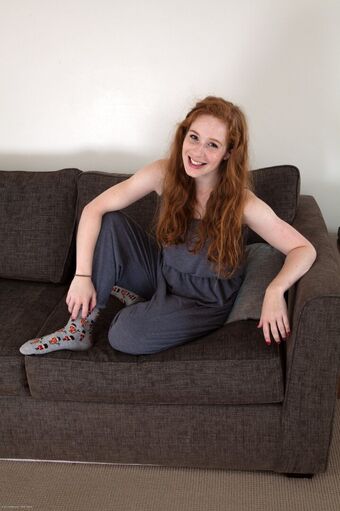 small.rose Alastonkuvavuotoja OnlyFansista 26