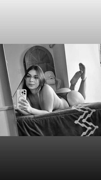 Sofia Cortez Alastonkuvavuotoja OnlyFansista 16