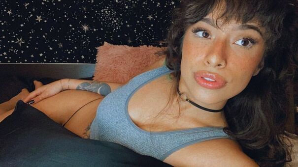 Sofia Alastonkuvavuotoja OnlyFansista 33