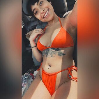 Sofia Alastonkuvavuotoja OnlyFansista 51