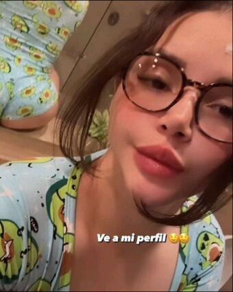 Sofia Alastonkuvavuotoja OnlyFansista 59