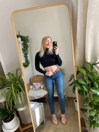 sofianovak Alastonkuvavuotoja OnlyFansista 20