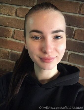 sofiateresaxxx Alastonkuvavuotoja OnlyFansista 17