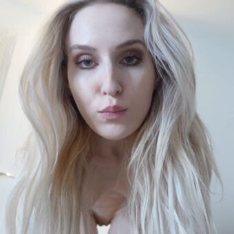 Sofie Skye Alastonkuvavuotoja OnlyFansista 2