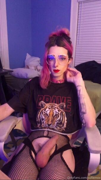 sofiemox Alastonkuvavuotoja OnlyFansista 27