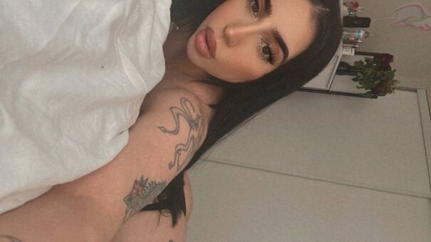 softnips_ Alastonkuvavuotoja OnlyFansista 50