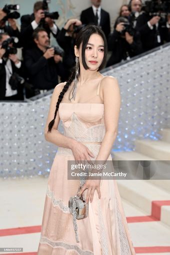 Song Hye-kyo Alastonkuvavuotoja OnlyFansista 13