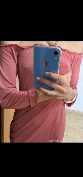 sophiemusicxx Alastonkuvavuotoja OnlyFansista 10