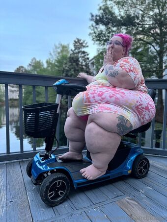 spanxbeluga Alastonkuvavuotoja OnlyFansista 53