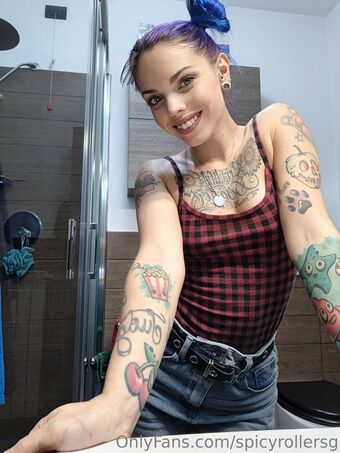 spicyrollersg Alastonkuvavuotoja OnlyFansista 10