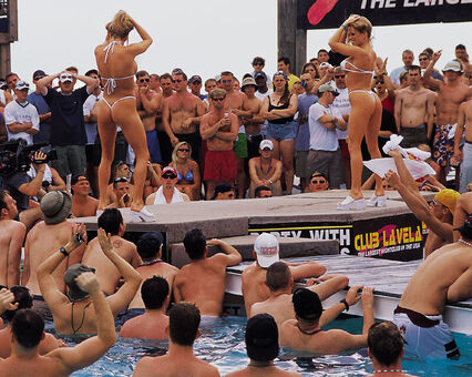 Spring Break 2001 Alastonkuvavuotoja OnlyFansista 49