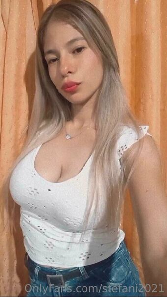 stefani2021 Alastonkuvavuotoja OnlyFansista 3