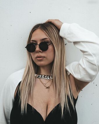 Steffihmn Alastonkuvavuotoja OnlyFansista 19