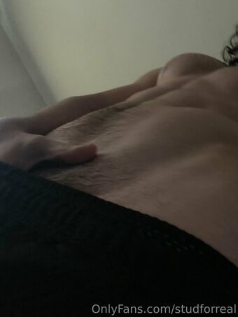studforreal Alastonkuvavuotoja OnlyFansista 16