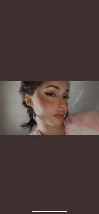 Summer James Alastonkuvavuotoja OnlyFansista 1