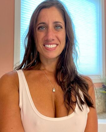 Sun_babe Alastonkuvavuotoja OnlyFansista 18