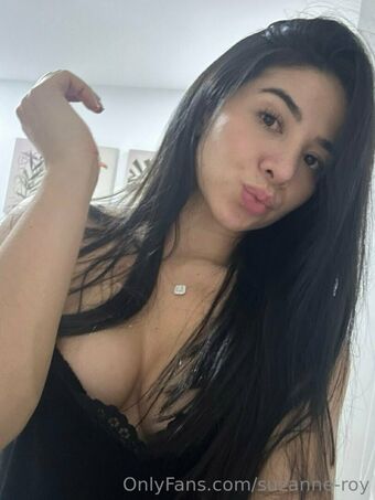 suzanne-roy Alastonkuvavuotoja OnlyFansista 20